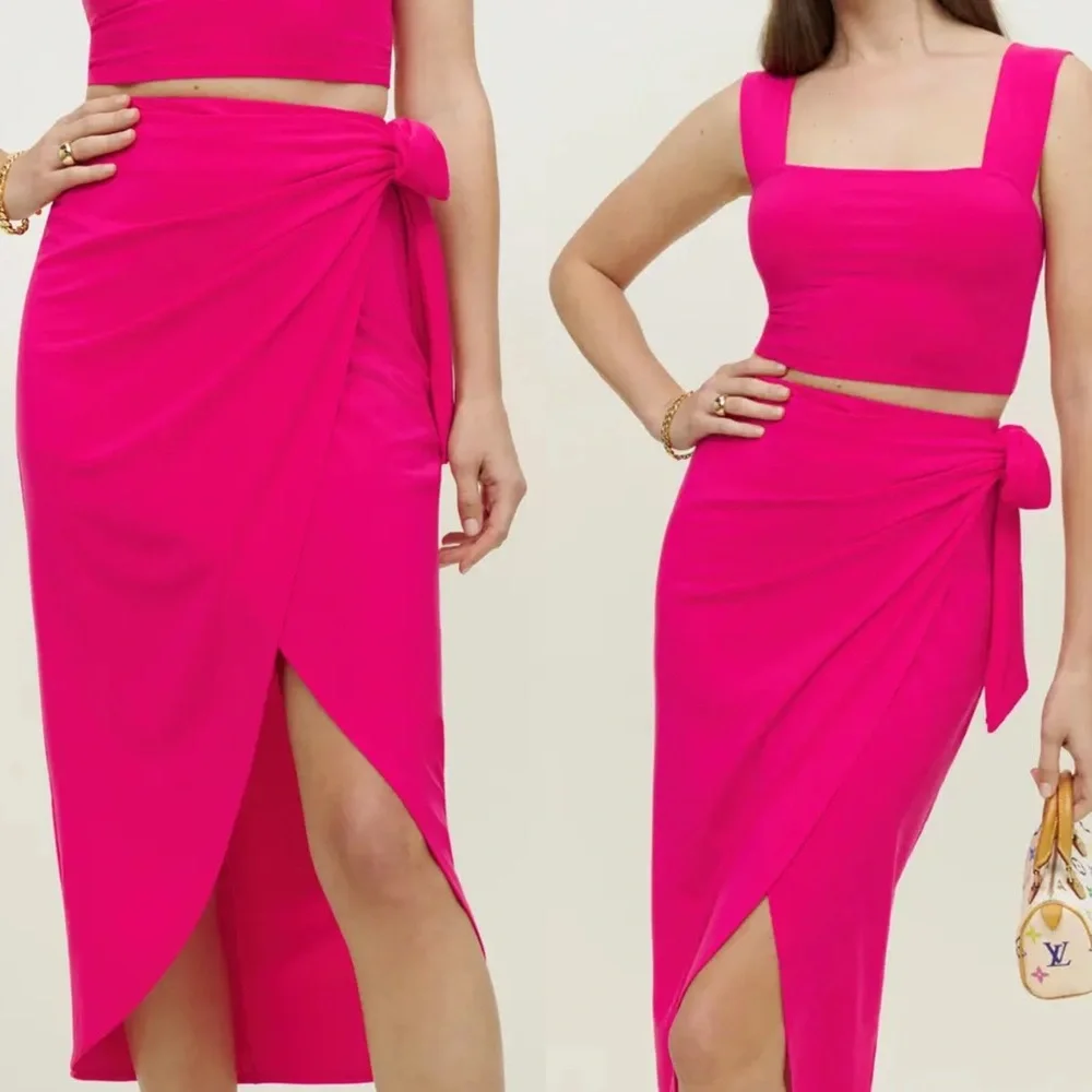 Reformation ‘Rika’ Two Piece - Picture 2 of 7